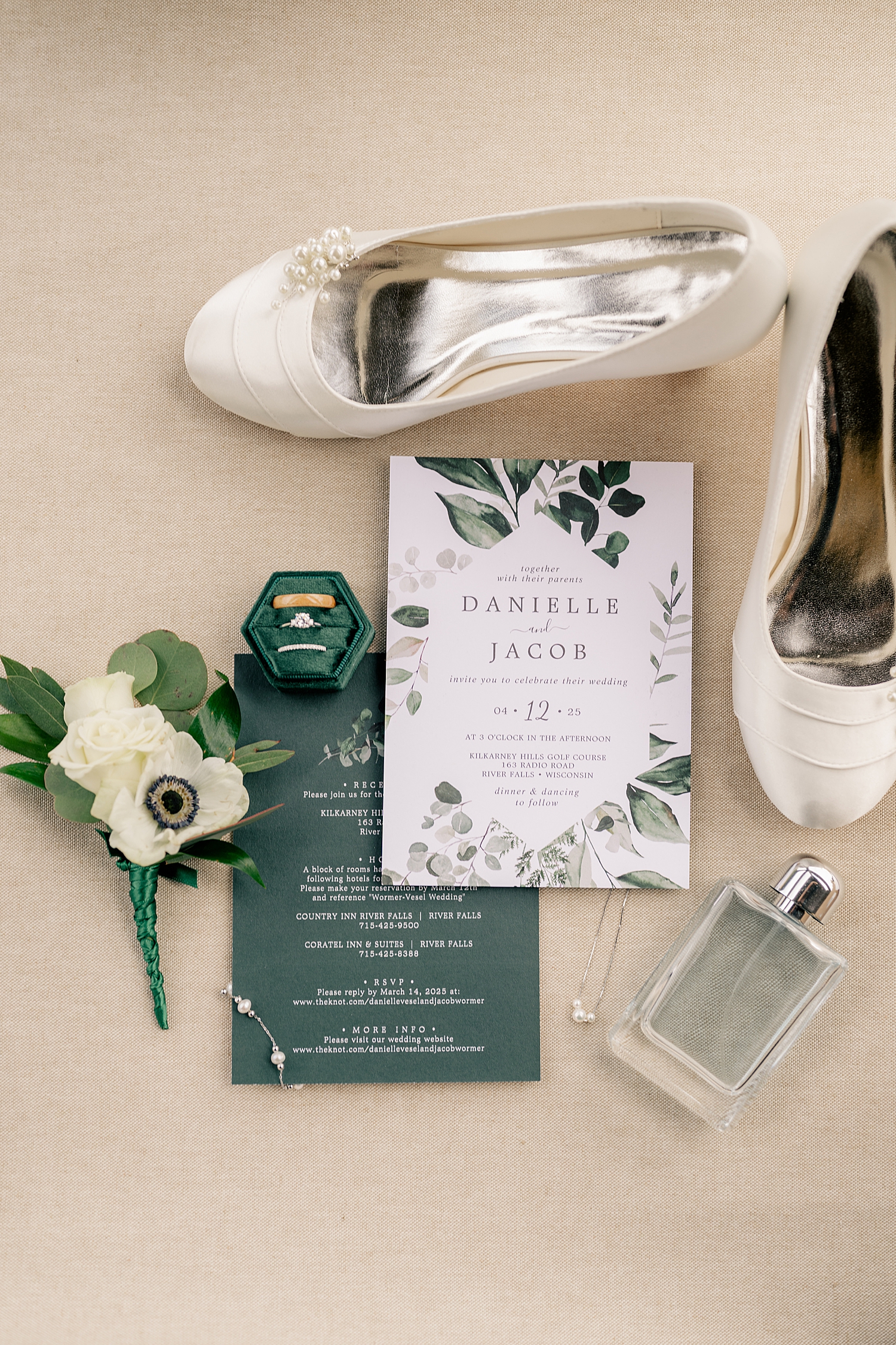 invitation suite with perfume and heels at Kilkarney Hills Golf Course